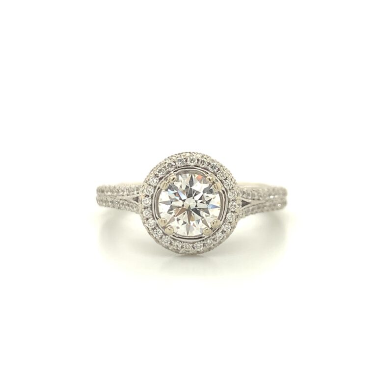 Anabella &ndash; Doughnut Style Halo Split Band Ring