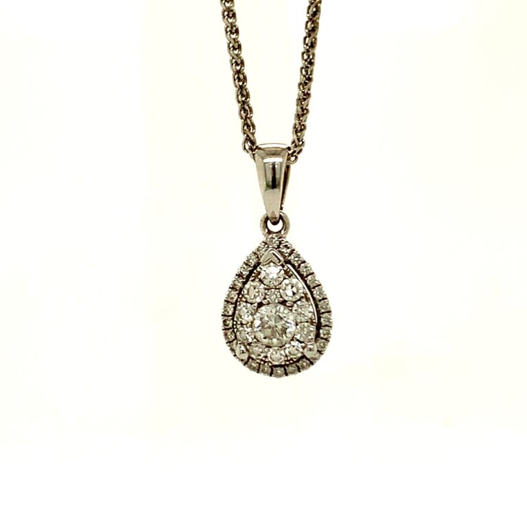 0.40ct Diamond Halo Pendant