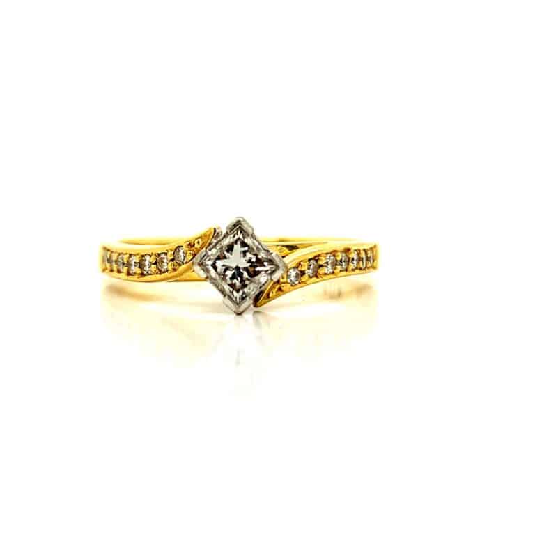 0.29ct G SI Princess Engagement Ring