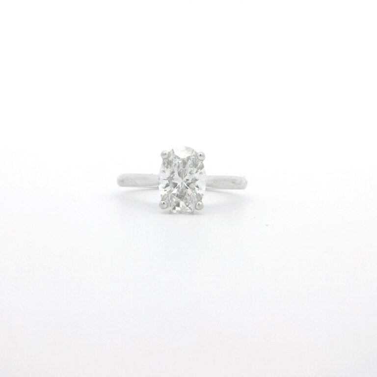 1.5ct E VS Oval Solitaire Engagement Ring