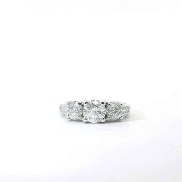 00 2ct Trilogy Round Diamond Ring