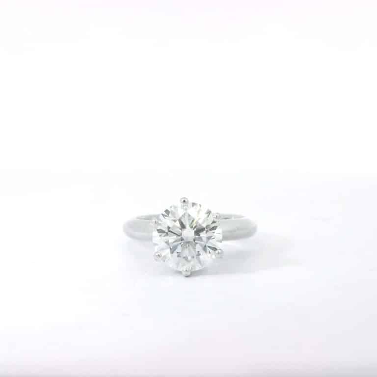 Annabelle &ndash; Round Diamond Engagement with Hidden Halo