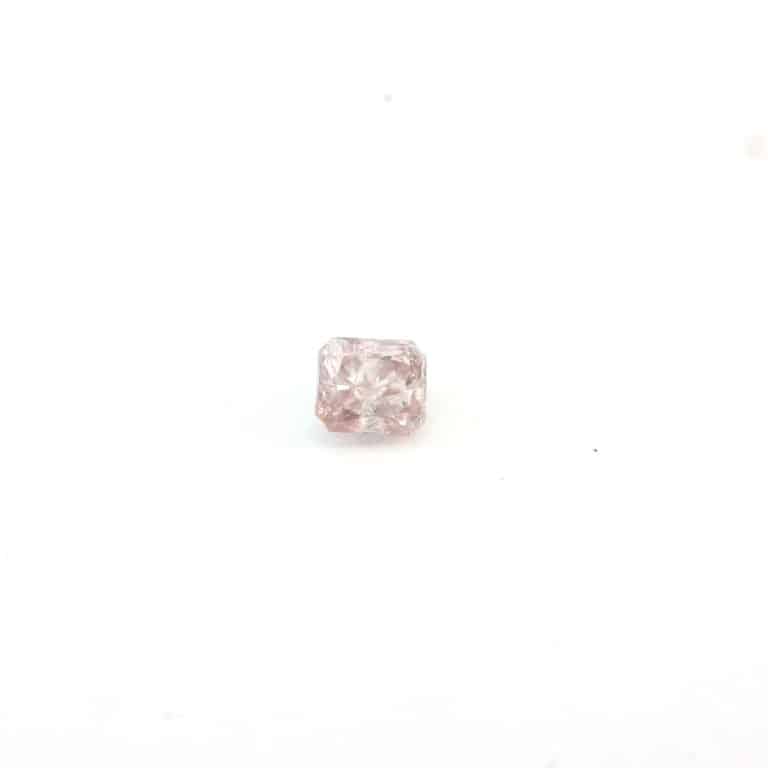 0.25ct 5PR SI2 Radiant Pink Diamond