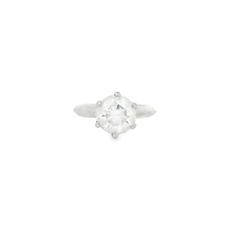 Solitaire diamond ring