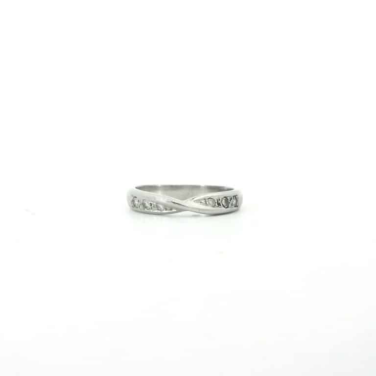 0.10ct Twist Platinum Wedding Ring