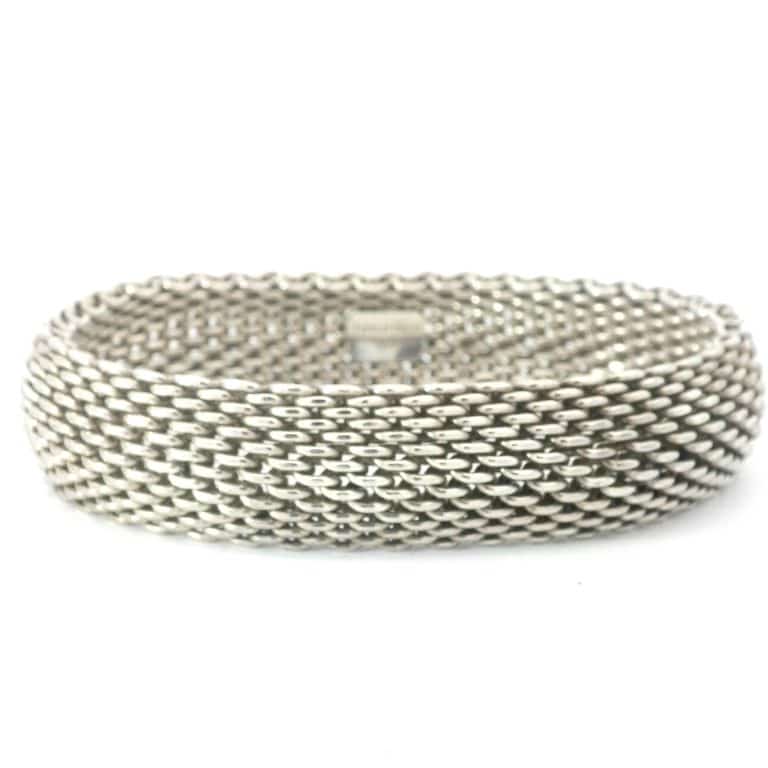 Silver woven bracelet with clasp