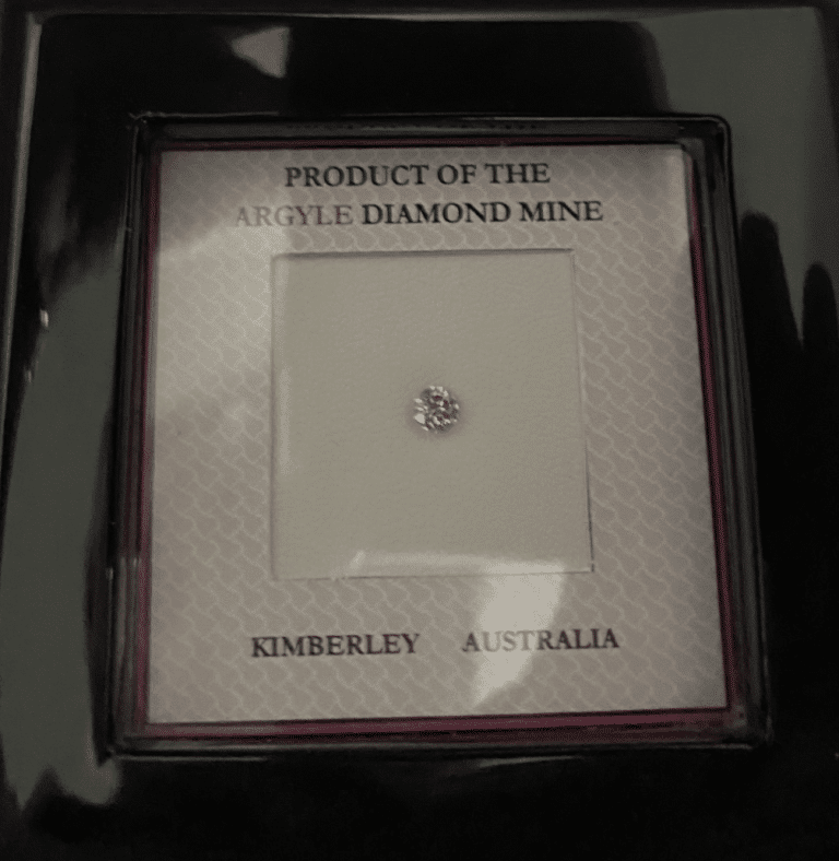00 0.28ct 6P P1 Round Pink Diamond