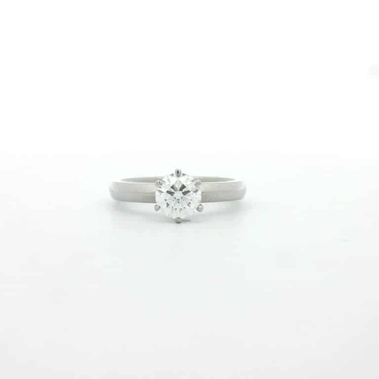 Claire &ndash; 1ct E VVS Round Solitaire Engagement Ring