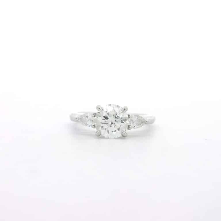 Eliana &ndash; 1.5ct F VS Round Lab-Grown Diamond Trilogy Engagement Ring