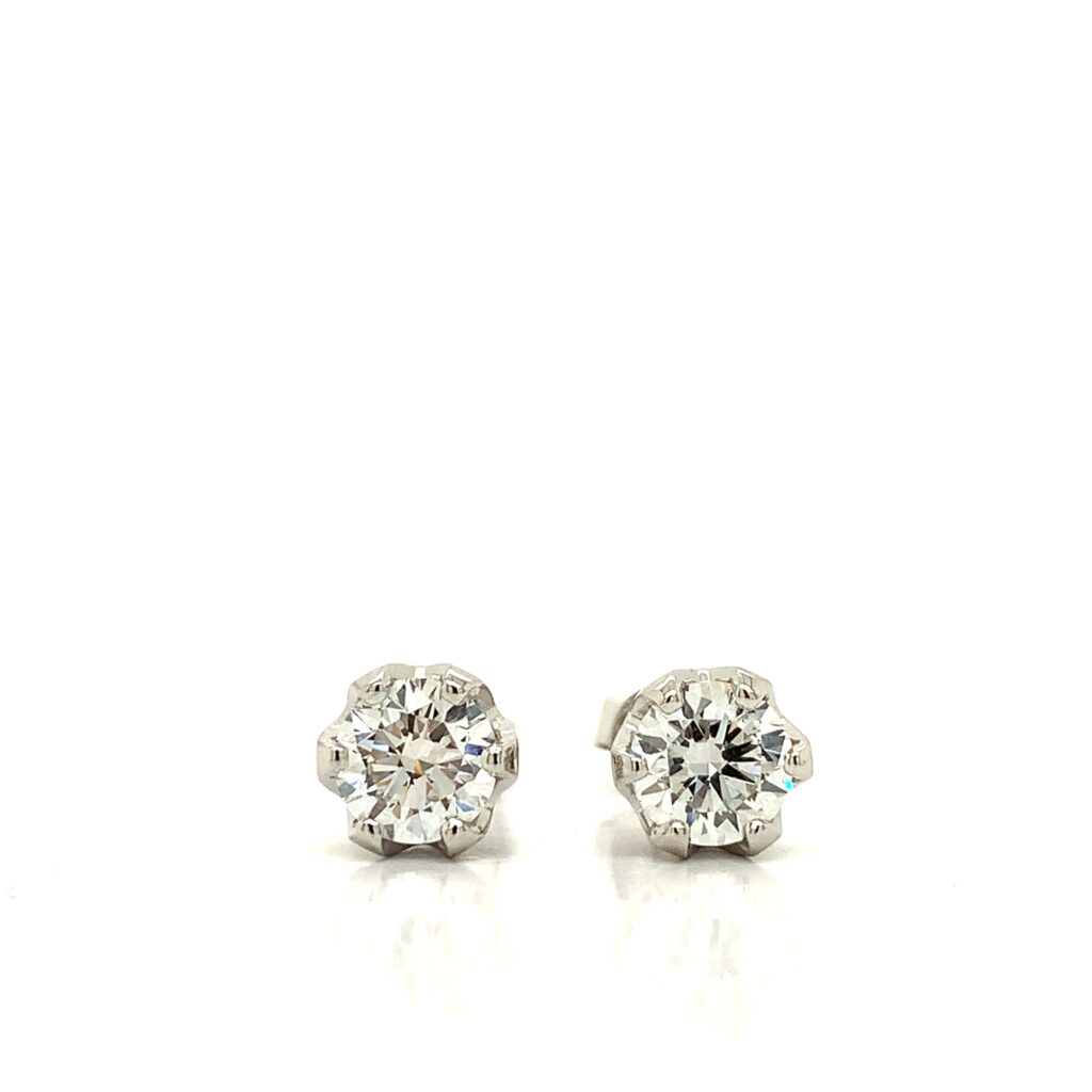 0.50ct E VS 6 Claw Lab-Diamond Stud Earrings