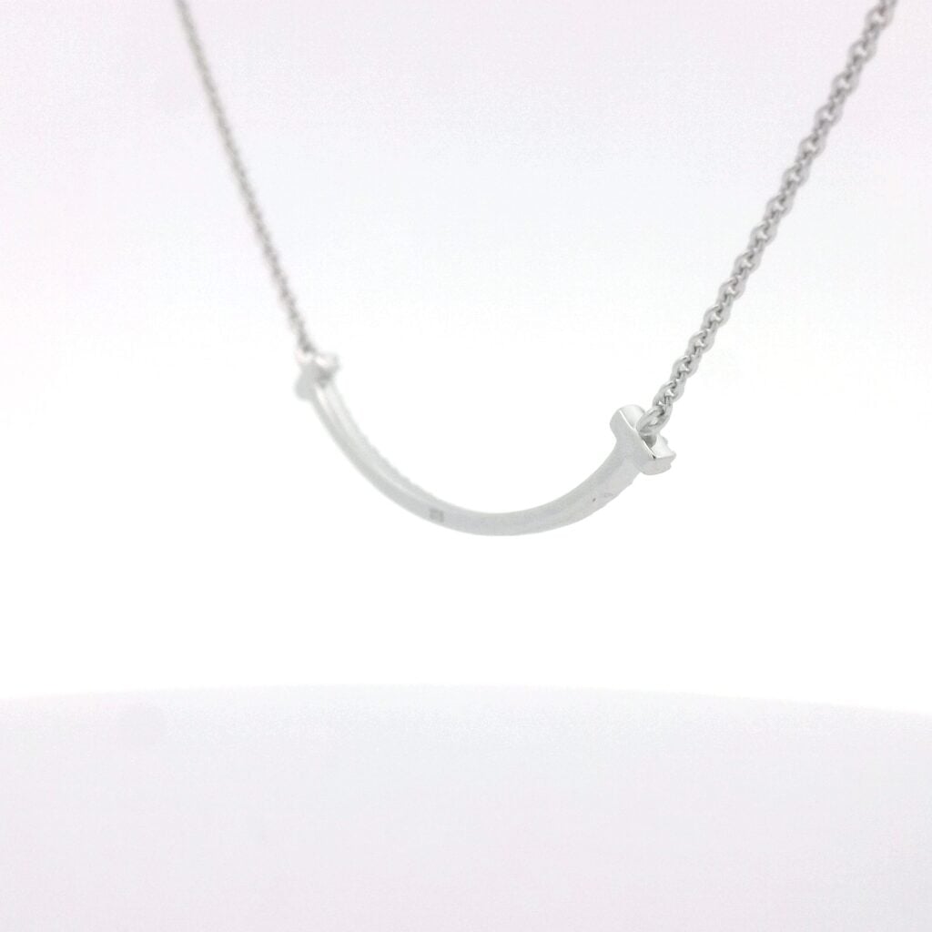 0.10ct Round Diamond Petite Curved Bar Pendant