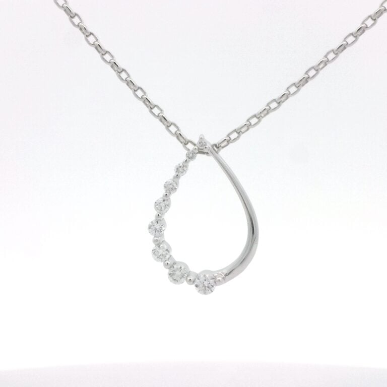 0.25ct Diamond Teardrop Pendant