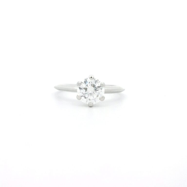 1.25ct E VVS2 Round Diamond Solitaire Engagement Ring