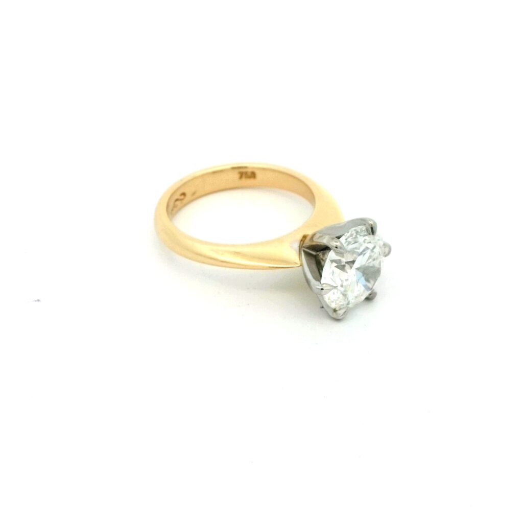 Fern – 2ct G VS2 Round Diamond Solitaire Engagement Ring