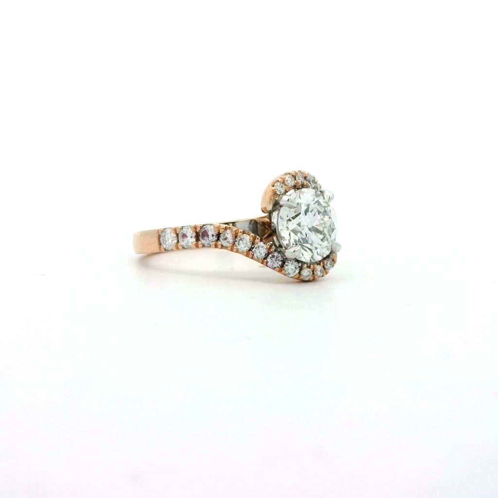 Georgia – 1.5ct Diamond Crossover Engagement Ring