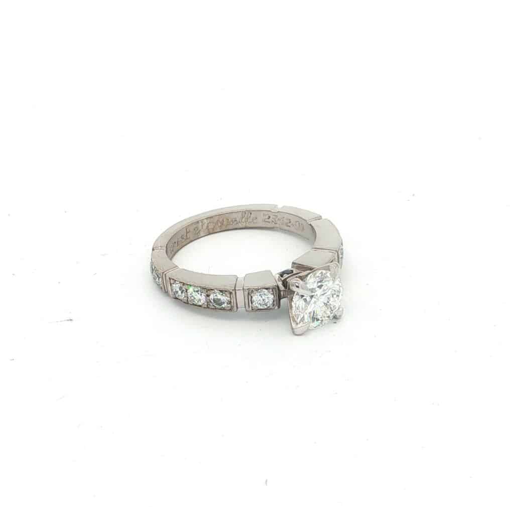 Canturi Cubism Round Diamond Engagement Ring