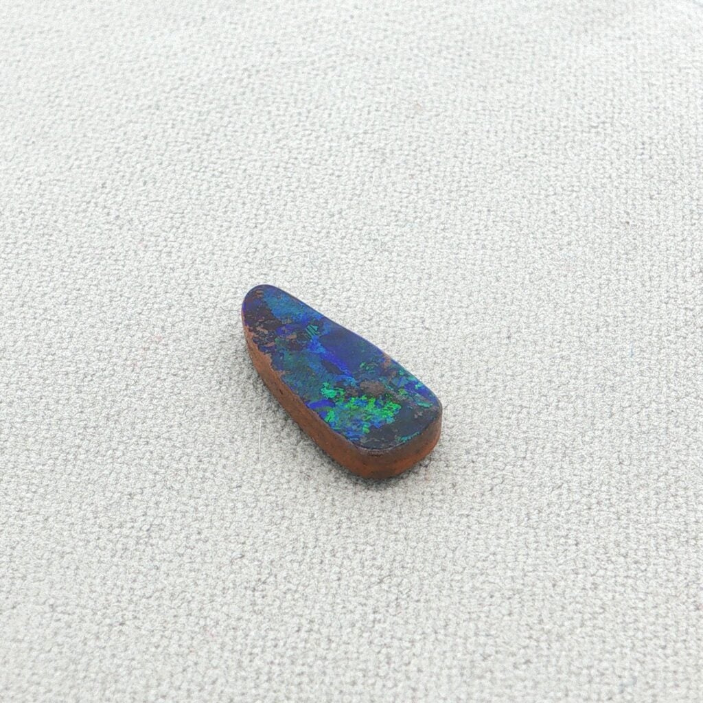 3.5ct Teardrop Boulder Opal